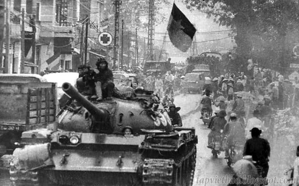North Vietnamese tank rolling through Saigon